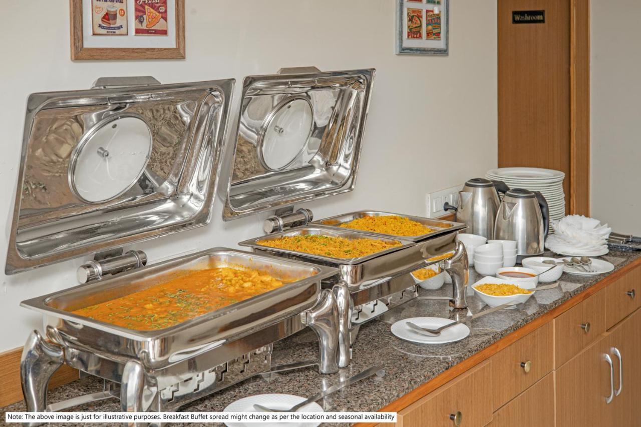 Treebo Royal Salute, Zirakpur Hotel Ngoại thất bức ảnh